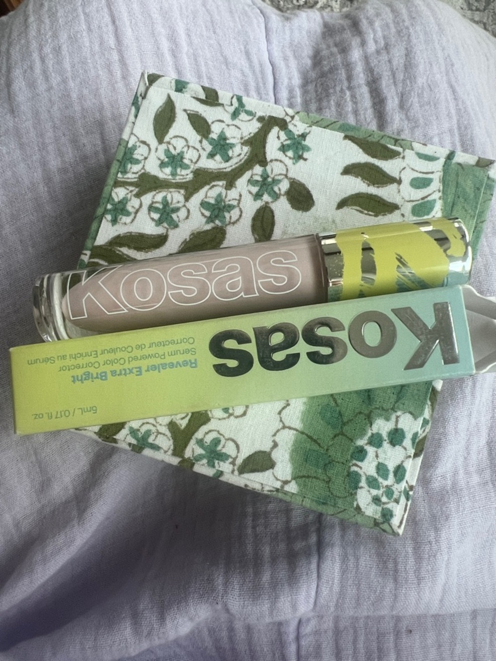 Kosas Revealer Extra Bright Concealer Color Corrector in shade Magic